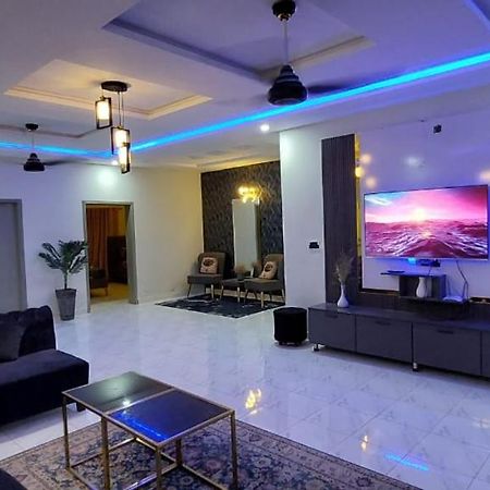 Velvet Vibes Villa Near Islamabad Airport Dhok Sandemar Εξωτερικό φωτογραφία