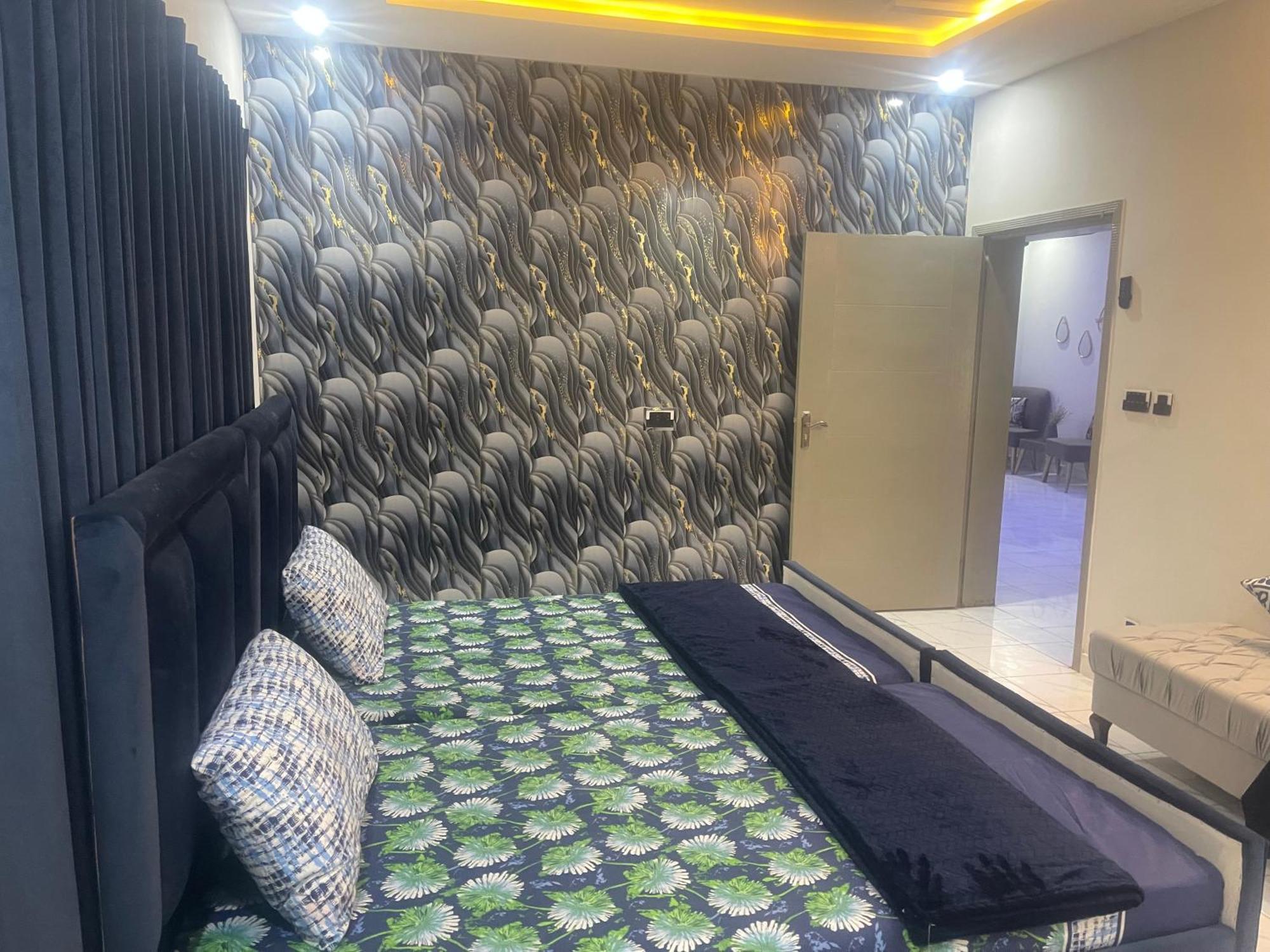 Velvet Vibes Villa Near Islamabad Airport Dhok Sandemar Εξωτερικό φωτογραφία